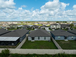 5472 Blue Azure Dr-35