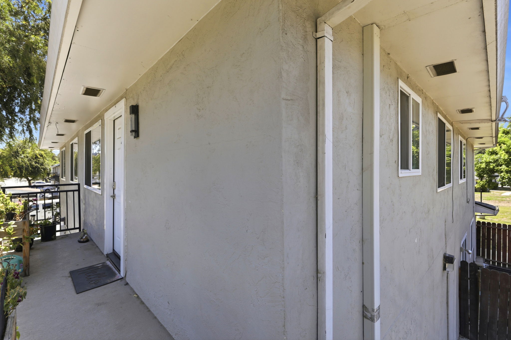 006_F8_5474 Tradewinds Walkway apt 4