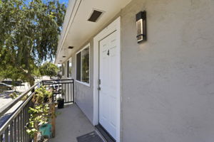 007_F8_5474 Tradewinds Walkway apt 4