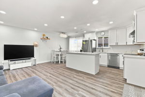 014_F8_5474 Tradewinds Walkway apt 4