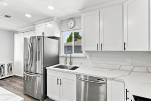 017_F8_5474 Tradewinds Walkway apt 4
