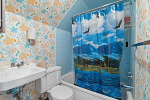 Photos - Interior & Exterior-28