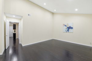 018_F8_5475 Century Park Way