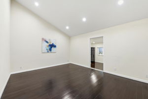 019_F8_5475 Century Park Way