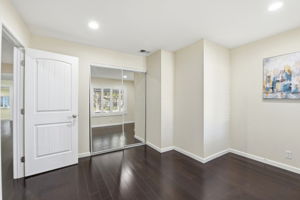 022_F8_5475 Century Park Way