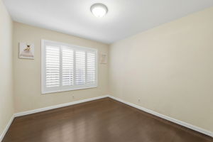 027_F8_5475 Century Park Way