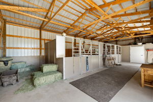 Barn (4)