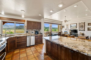 Kitchen (4)