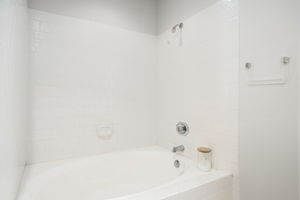  Photo 35
