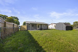  Photo 47