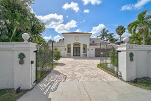 548 Siesta Dr-1
