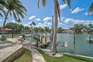 548 Siesta Dr-70