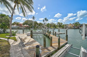548 Siesta Dr-72