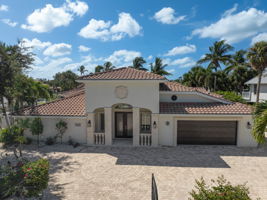 548 Siesta Dr-87