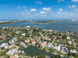548 Siesta Dr-89