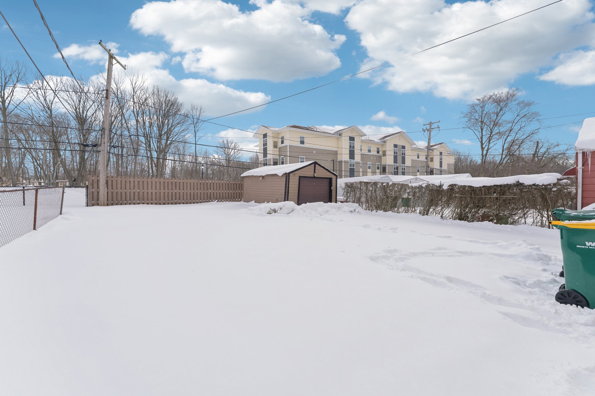 Dalewood Ave-S2001-031.jpg