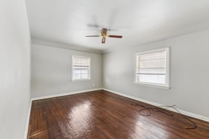 Dalewood Ave-S2001-020.jpg