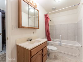  Photo 31