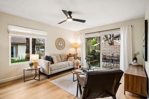 E Willow Woods Ln 101-S0205-004.jpg