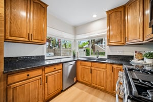 E Willow Woods Ln 101-S0205-014.jpg