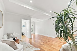 010_F8_5486 Sharon Ln