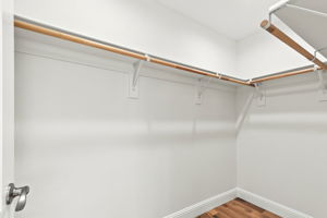 034_F8_5486 Sharon Ln