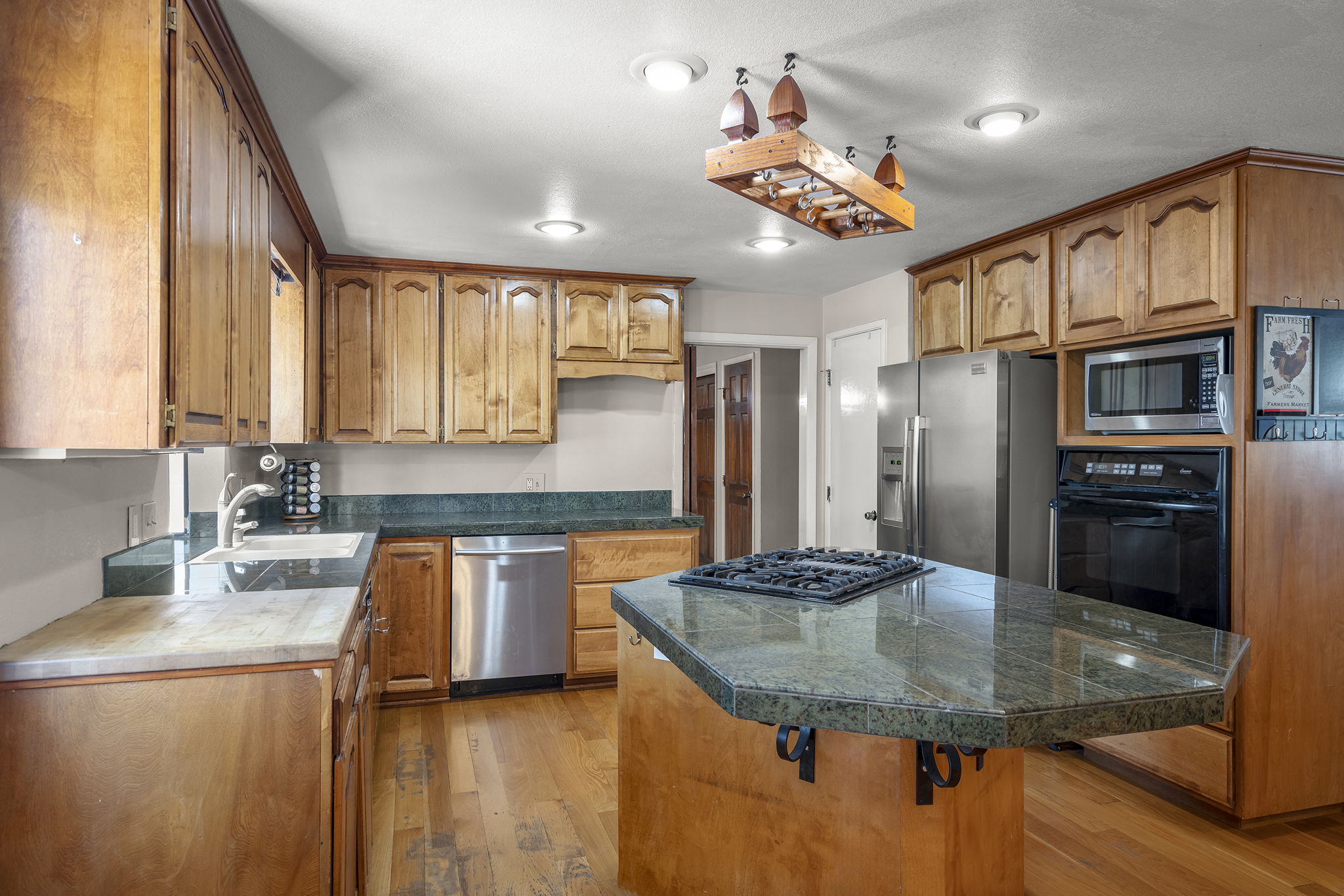  Photo 15