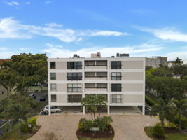  Photo 0