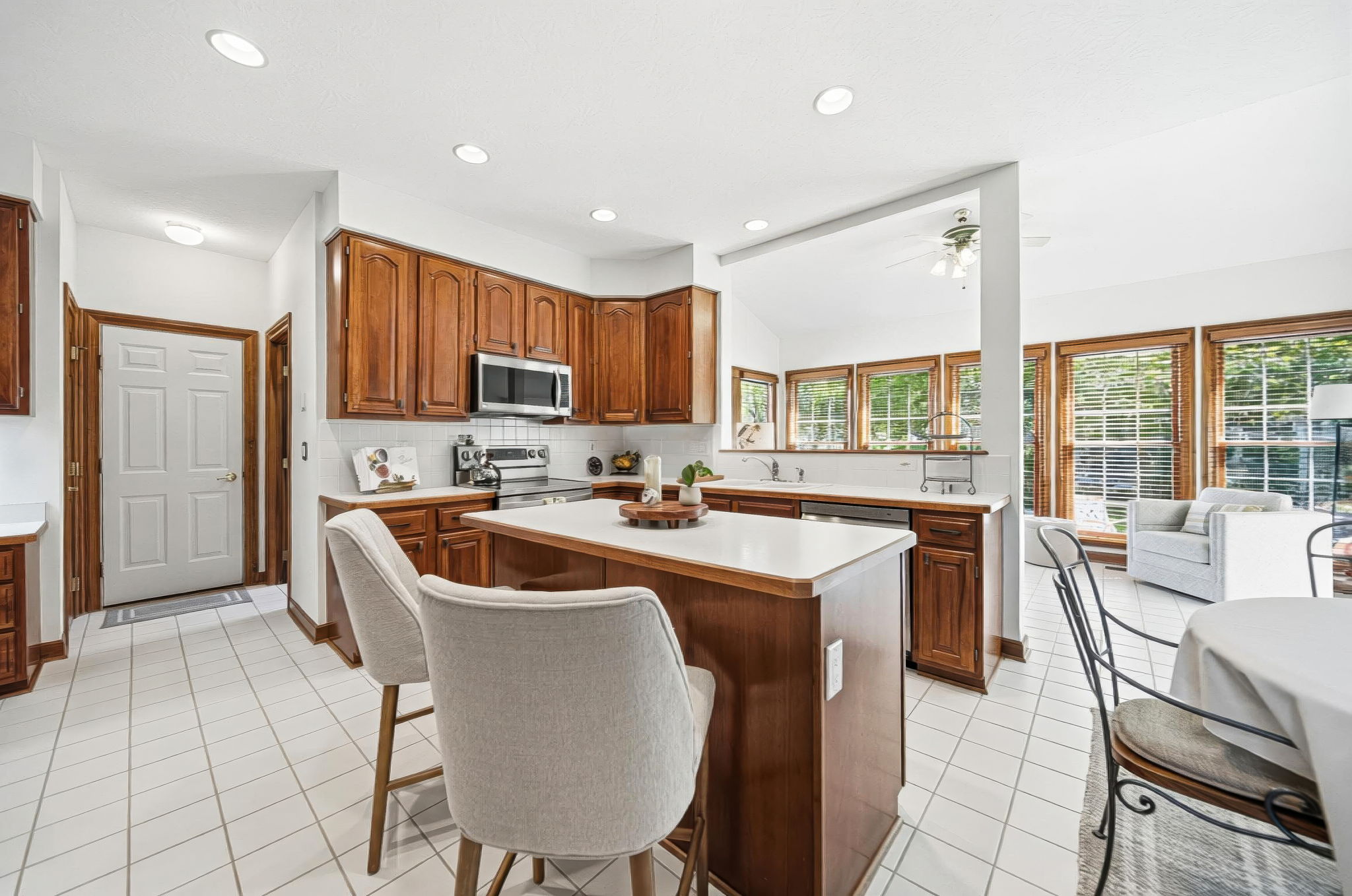 B.F. - 5498 Fawnbrook Ln, Dublin-20
