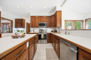 B.F. - 5498 Fawnbrook Ln, Dublin-25
