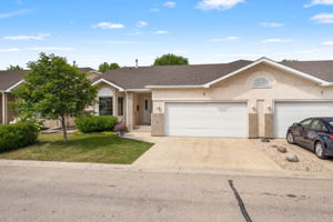 55 Bairdmore Blvd - Exterior-2