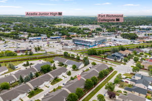 55 Bairdmore Blvd - Exterior-9
