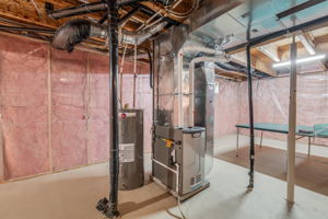 55 Bairdmore Blvd - Interior-25