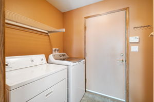 55 Bairdmore Blvd - Interior-14
