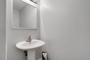 55 Barondale Dr Unit 47, Mississauga, ON L4Z 3P9, CA Photo 4