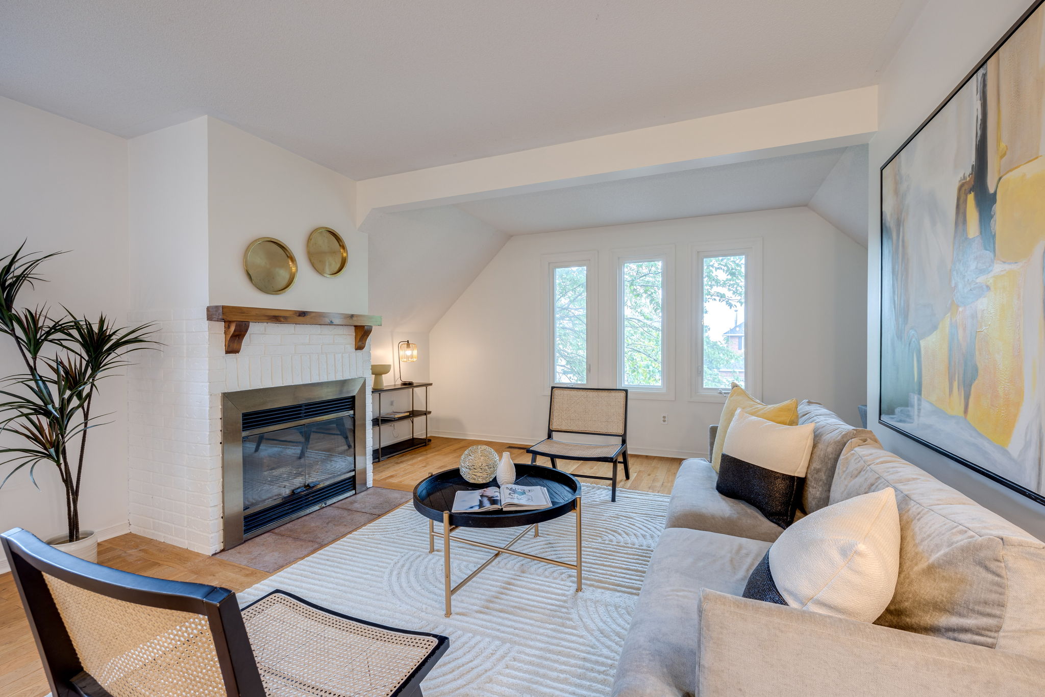 Aurora property showcase — delivered property photograph 21