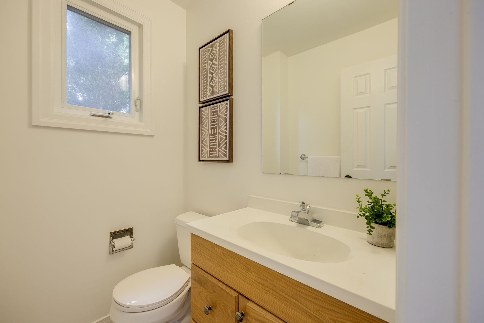 Aurora property showcase — delivered property photograph 20