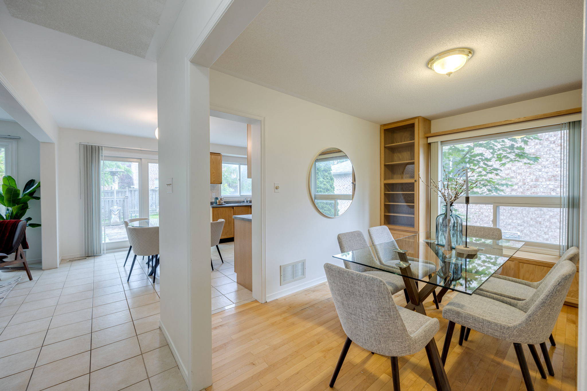 Aurora property showcase — delivered property photograph 9