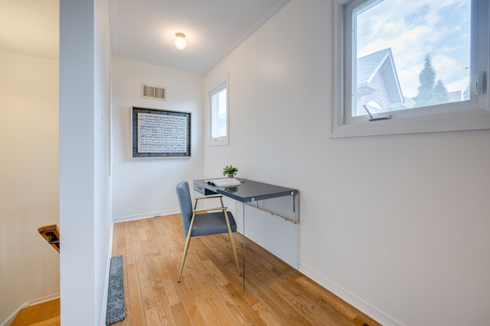 Aurora property showcase — delivered property photograph 25