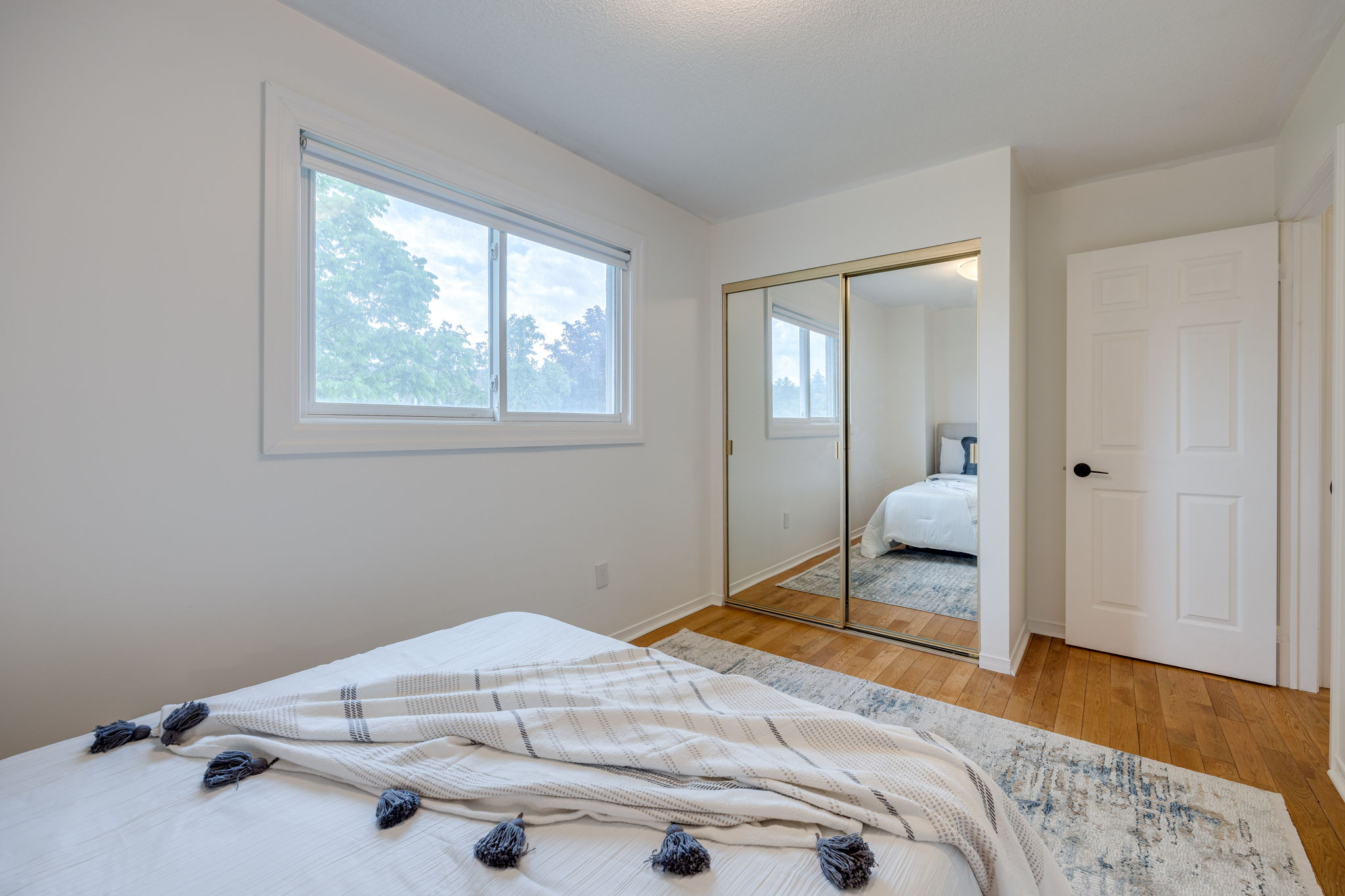 Aurora property showcase — delivered property photograph 37