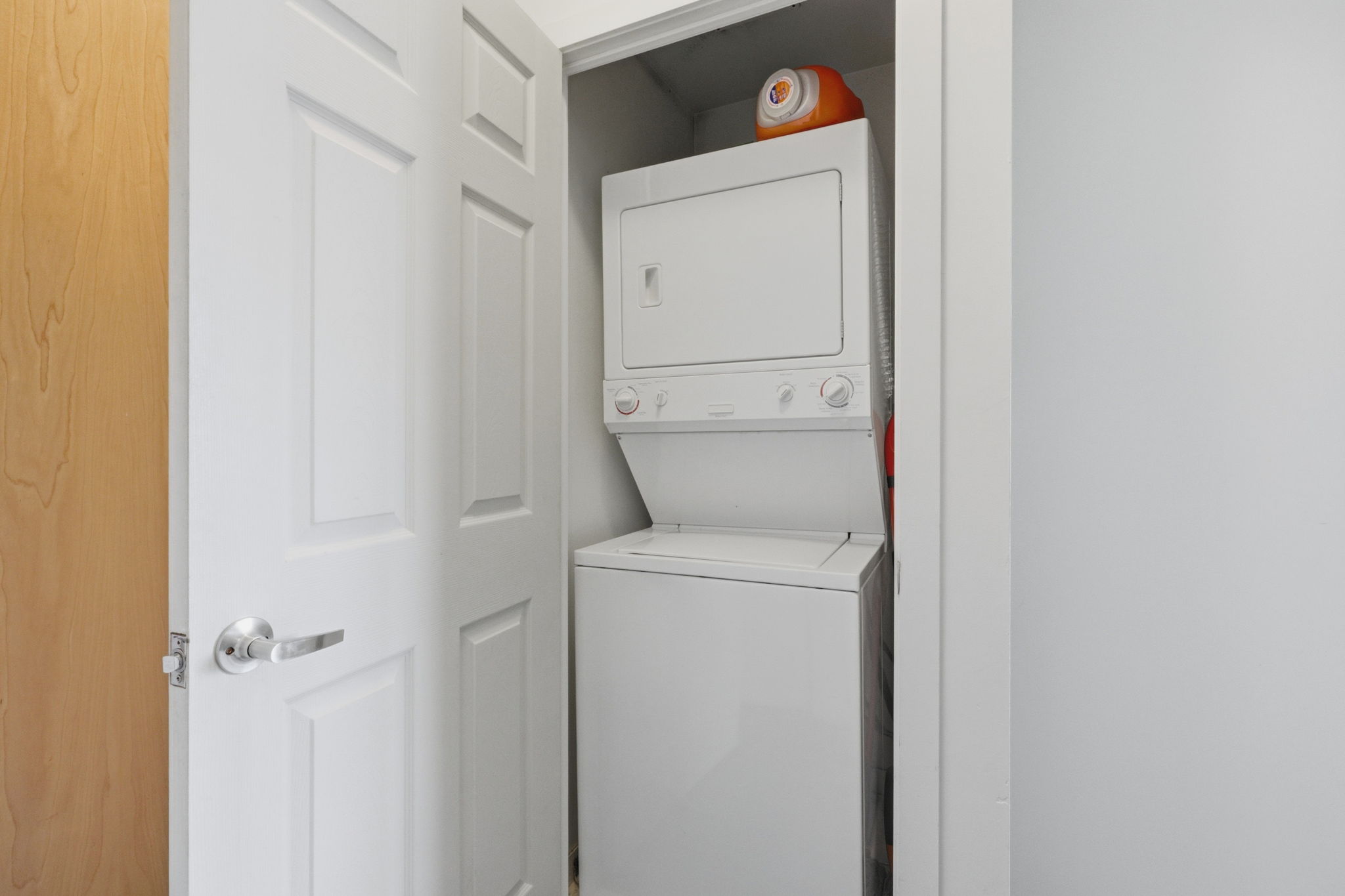 Property in Toronto — delivered property photograph 15