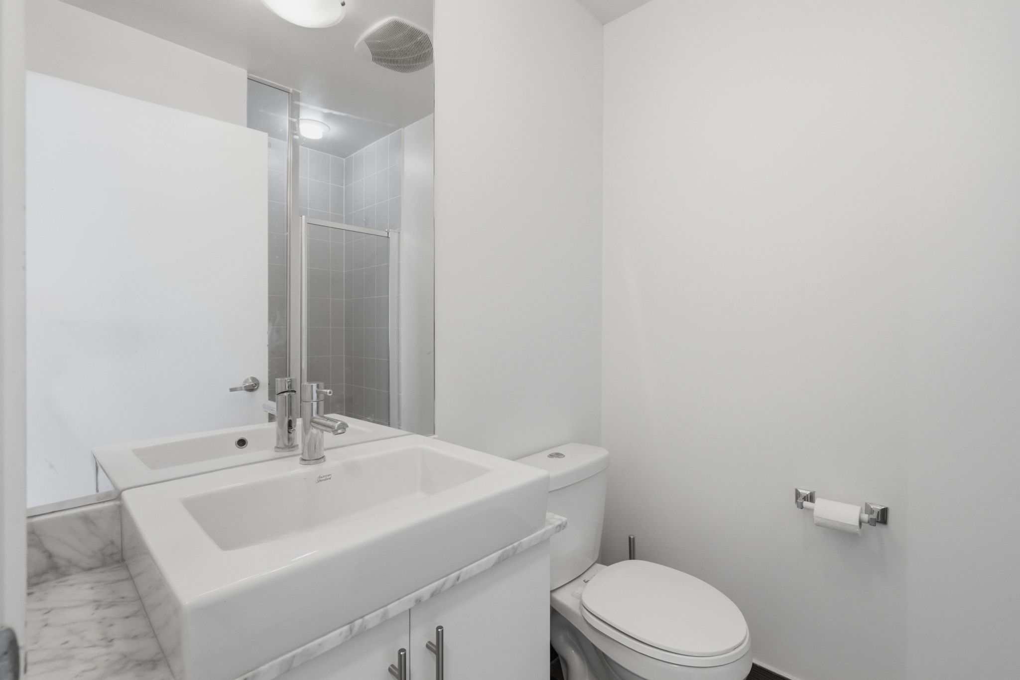 Property in Toronto — delivered property photograph 16