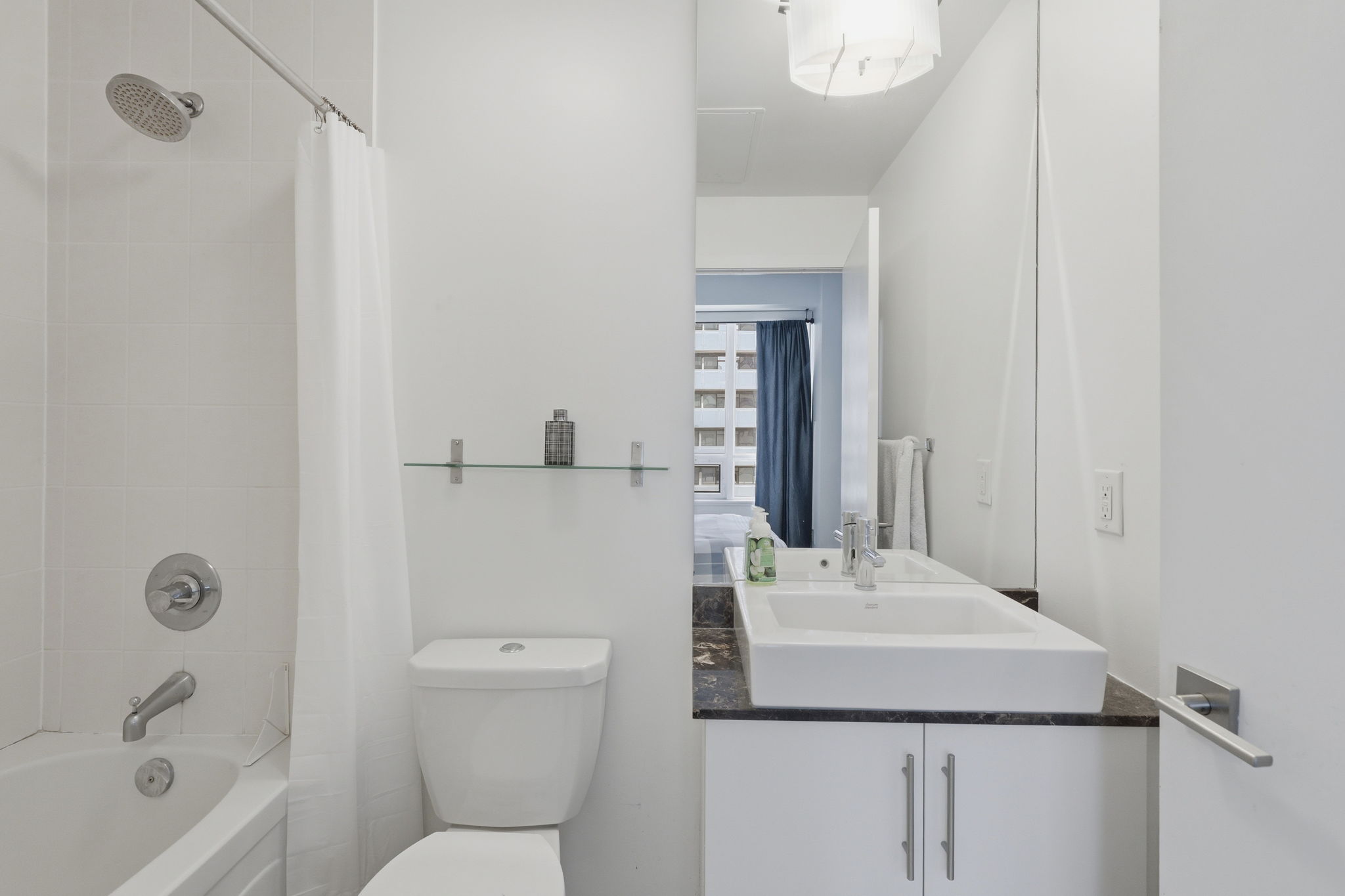 Property in Toronto — delivered property photograph 21
