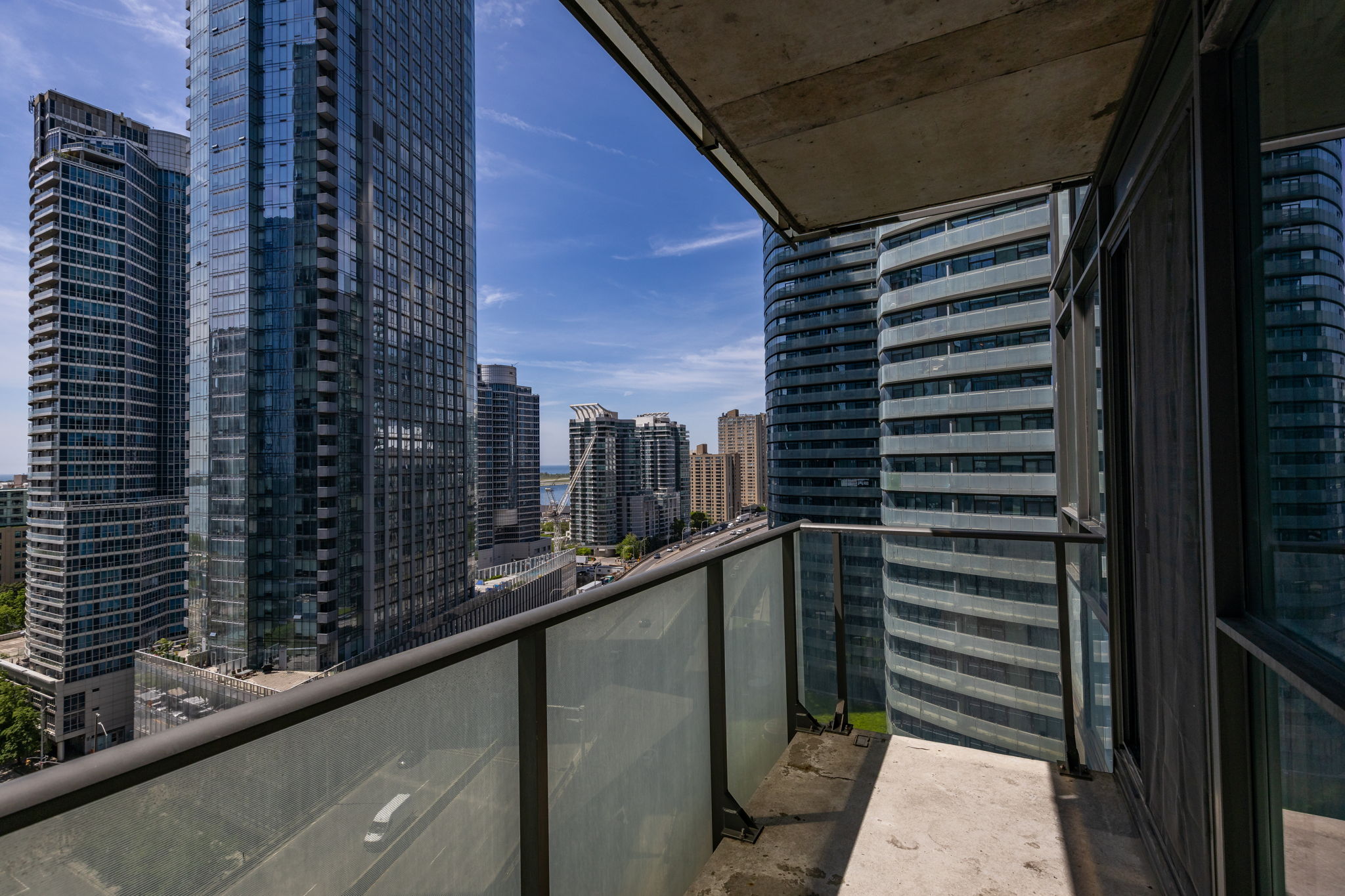 Property in Toronto — delivered property photograph 23