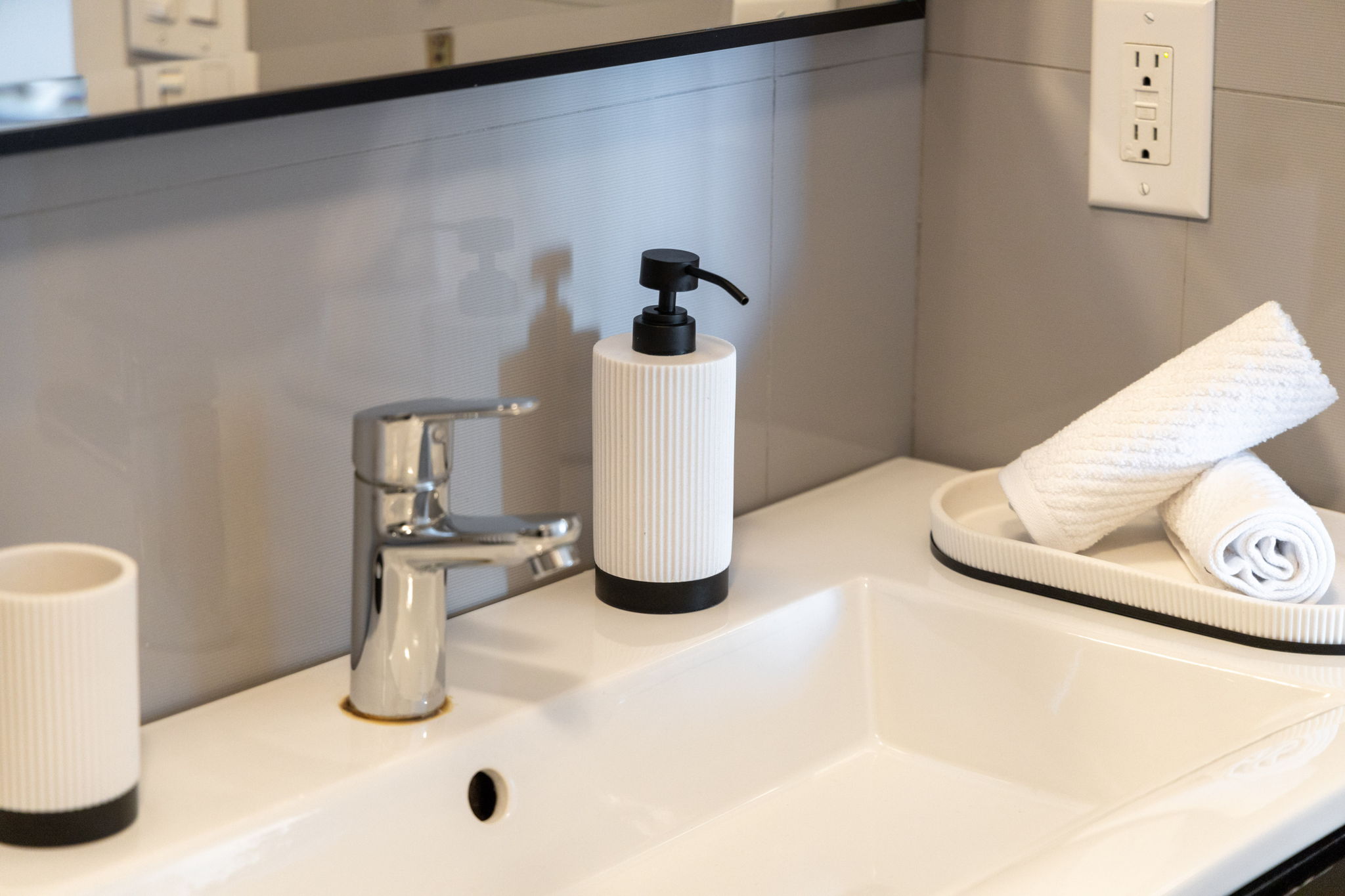 Toronto property showcase — delivered property photograph 28