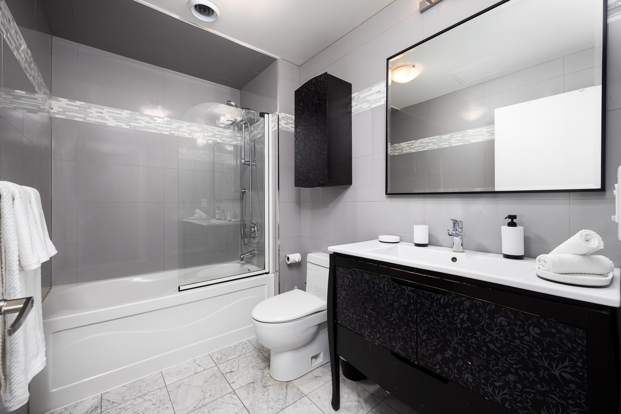 Toronto property showcase — delivered property photograph 10