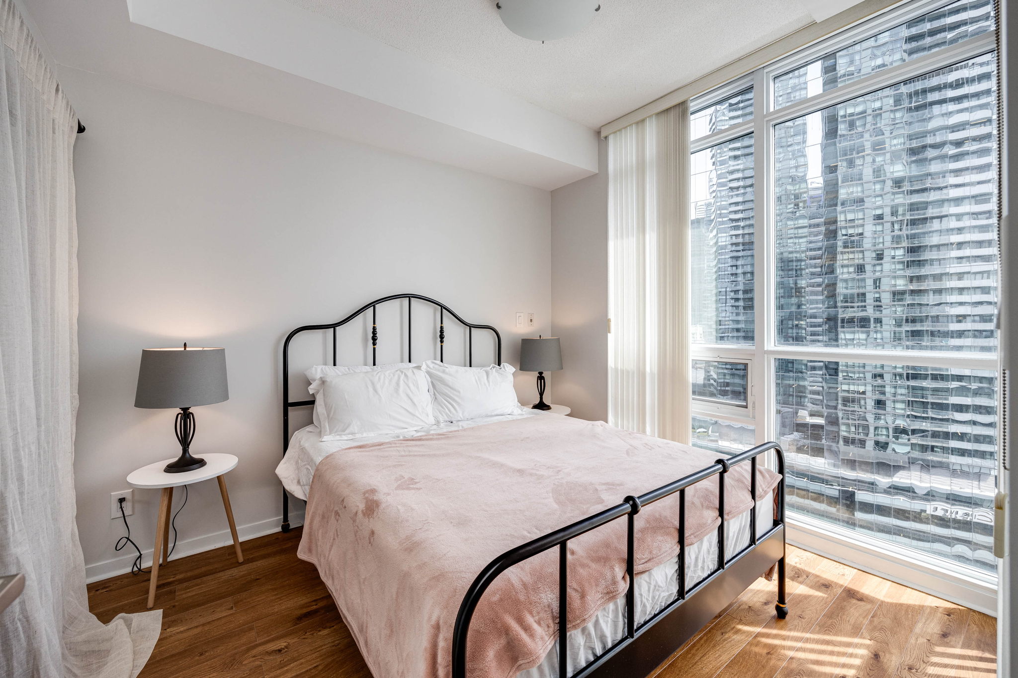 Toronto property showcase — delivered property photograph 14