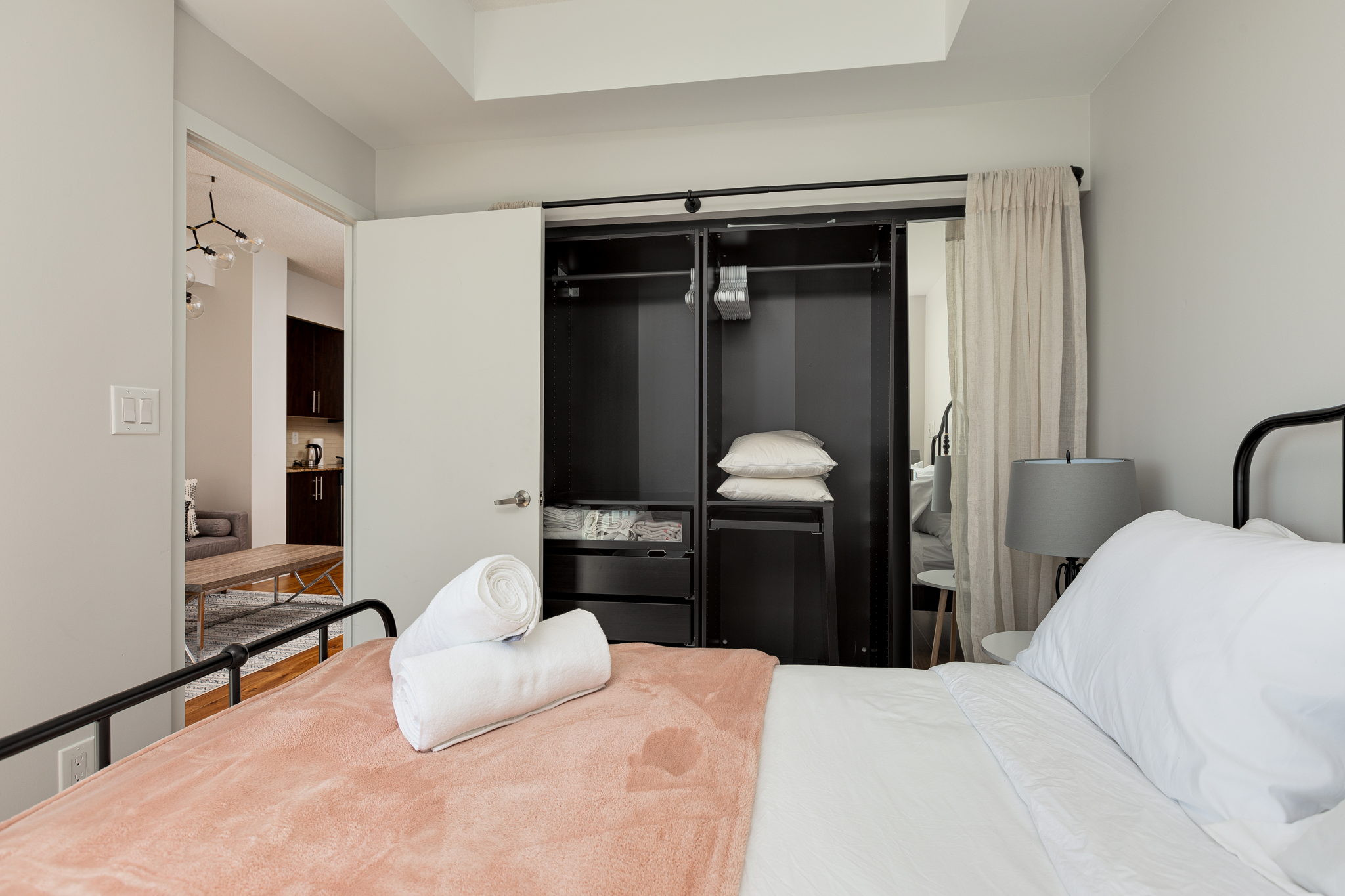 Toronto property showcase — delivered property photograph 23