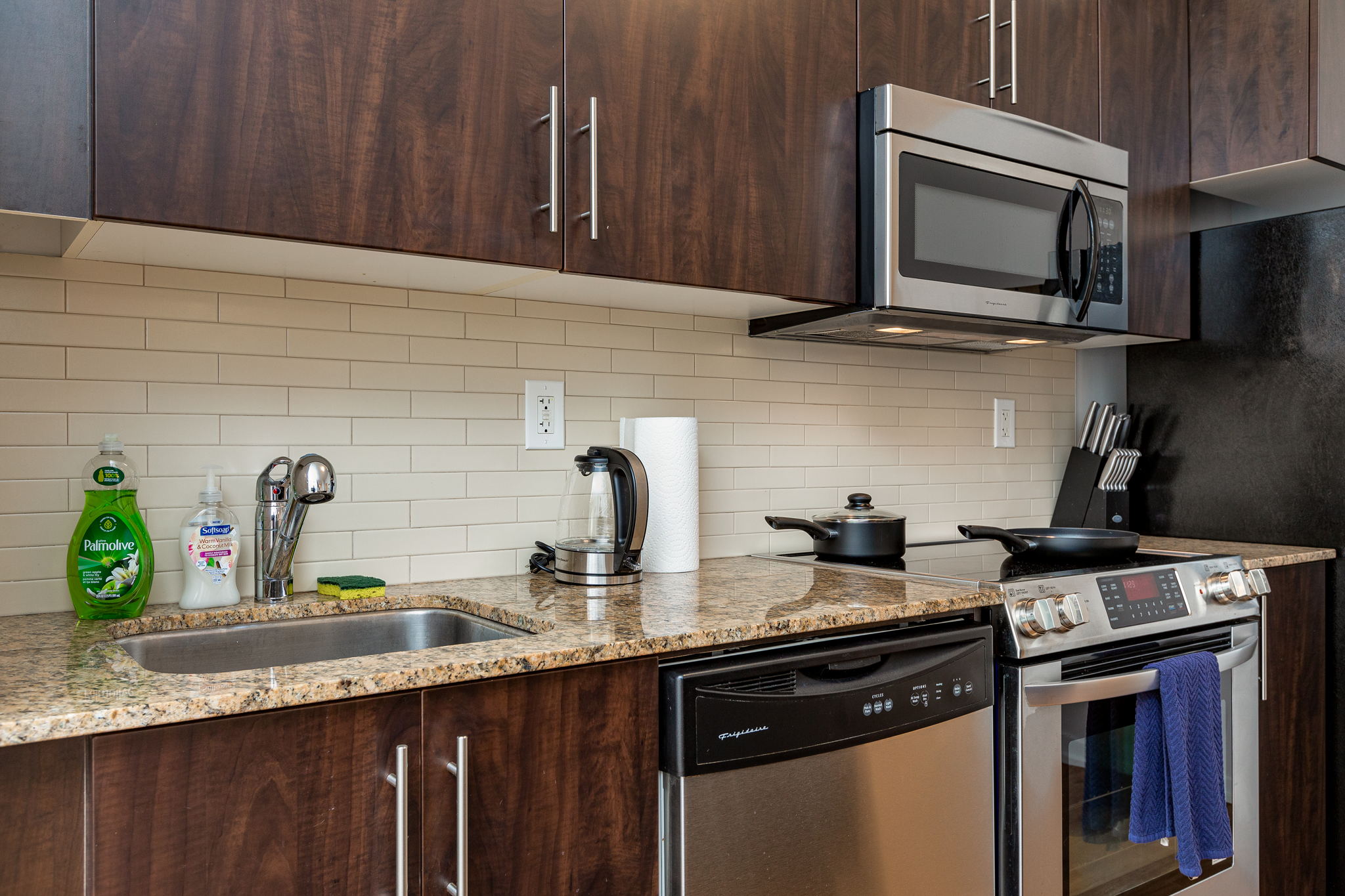Toronto property showcase — delivered property photograph 4