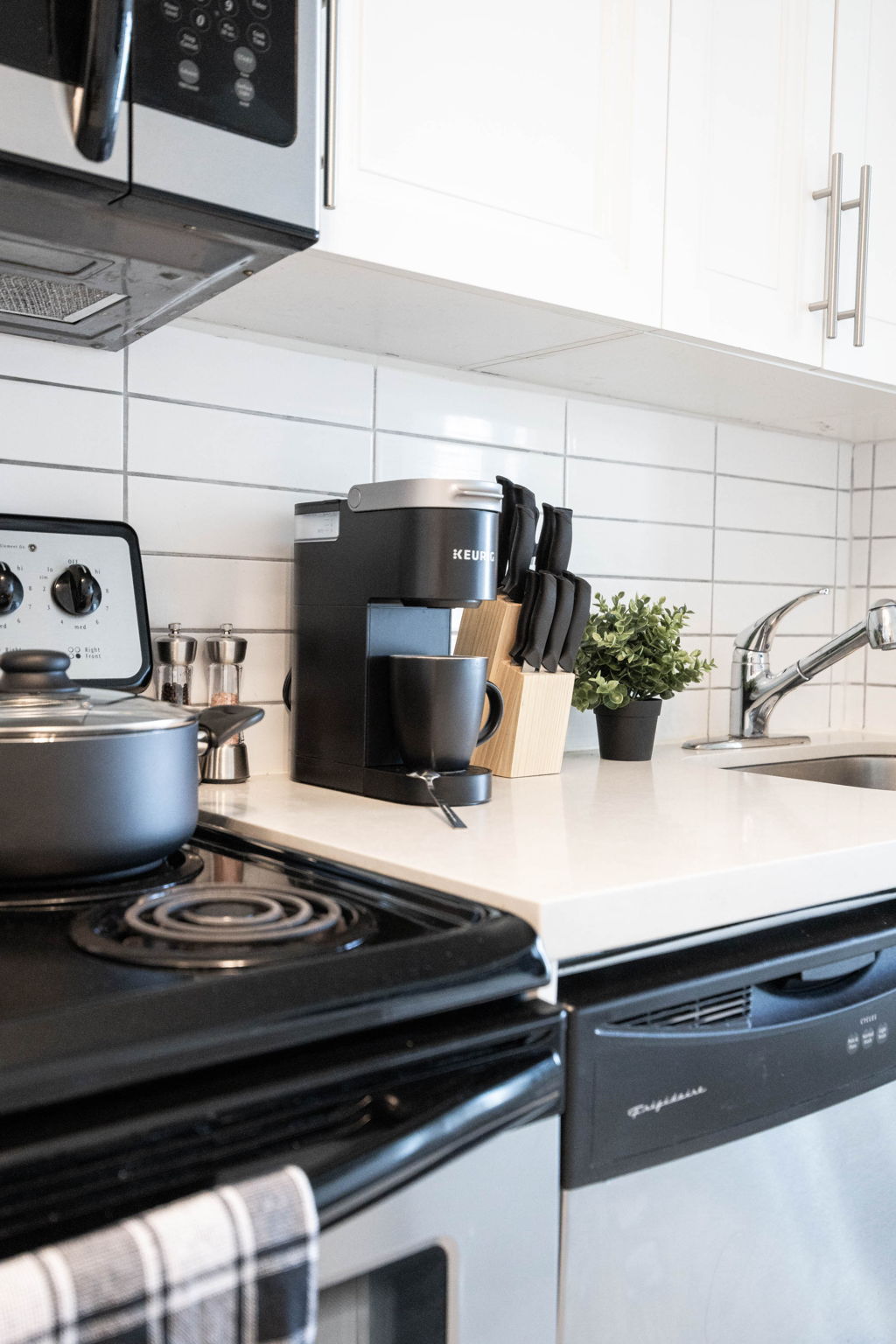 Toronto property showcase — delivered property photograph 24
